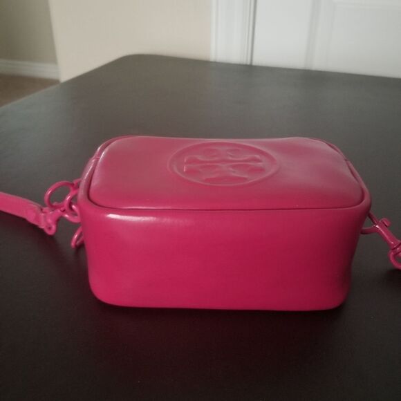 Tory Burch Perry Bombe Crossbody - Picture 6 of 7